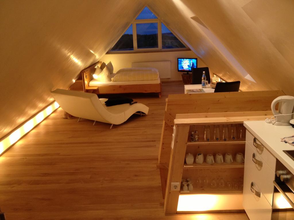 Urlaubsreiterhof Trunk Apartment Igersheim ห้อง รูปภาพ