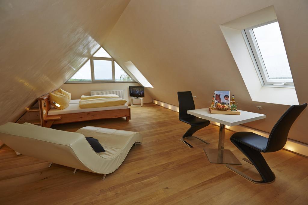 Urlaubsreiterhof Trunk Apartment Igersheim ห้อง รูปภาพ