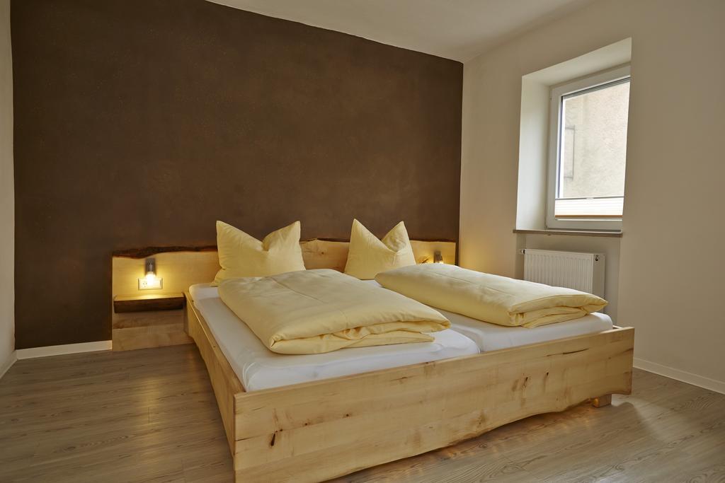 Urlaubsreiterhof Trunk Apartment Igersheim ห้อง รูปภาพ